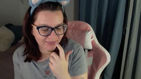 Snapshot of millapoolys chatting on 03.05.26 Milla online show from 03.05.26