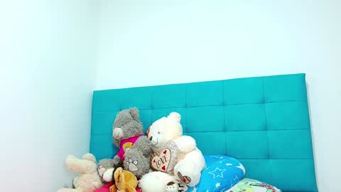 Snapshot of miller_sweet chatting on 01.22.25 Aleja online show from 01.22.25