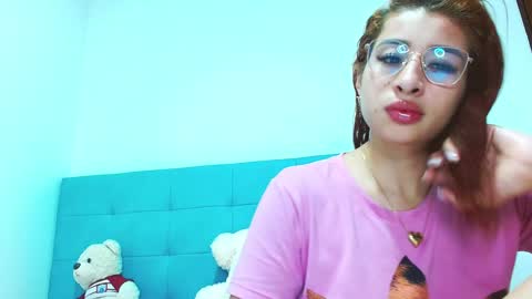 Snapshot of miller_sweet chatting on 02.06.25 Aleja online show from 02.06.25