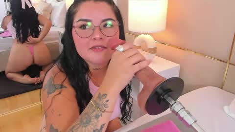 Chloe Miller online show from 04.30.26