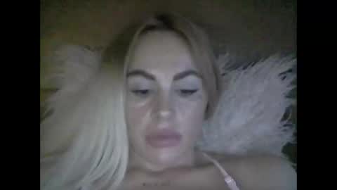 Snapshot of millisa13 chatting on 11.25.25 millisa13 online show from 11.25.25