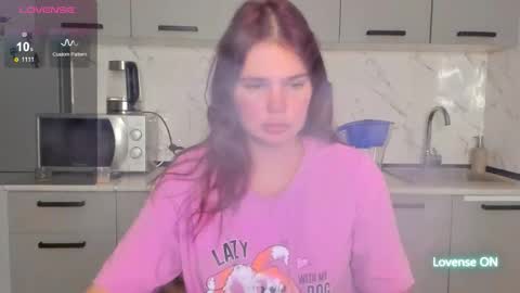 Welcome My name is Tina online show from 11.02.25