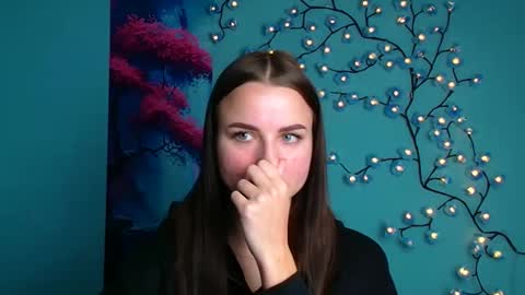 Milly online show from 10.16.25