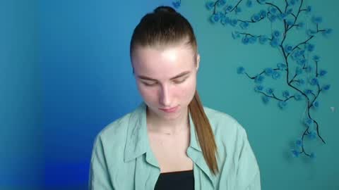 Snapshot of milly_liss chatting on 05.08.26 Milly online show from 05.08.26