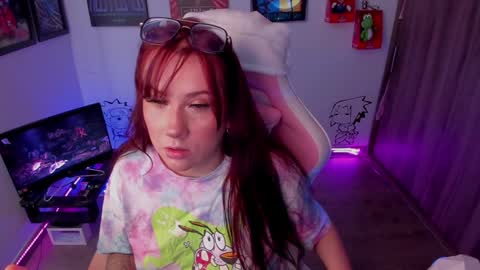 Snapshot of milly_yako chatting on 12.09.24 Monkey D Maddie online show from 12.09.24