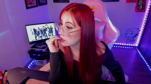 Snapshot of milly_yako chatting on 09.25.25 Monkey D Maddie online show from 09.25.25