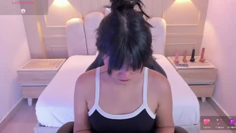 millyevans1 online show from 04.28.26