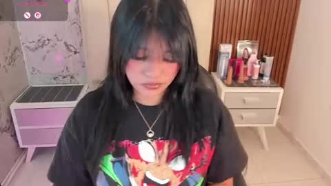 millyevans1 online show from 06.11.26