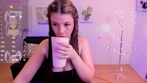 Snapshot of millysandler chatting on 01.31.25 Milly online show from 01.31.25
