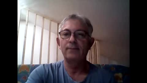 Snapshot of milu72 chatting on 12.19.25 milu72 online show from 12.19.25