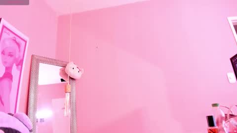 milu_carbajal_x online show from 03.04.26