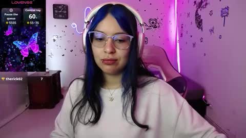 Snapshot of milusolers chatting on 12.18.25 Milusolers online show from 12.18.25