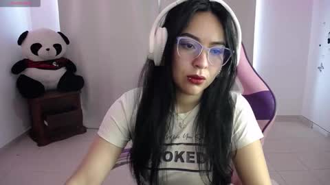 Snapshot of milusolers chatting on 02.09.26 Milusolers online show from 02.09.26