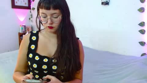 mily_baker online show from 04.10.26