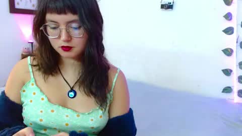 Snapshot of mily_baker chatting on 07.14.26 mily_baker online show from 07.14.26