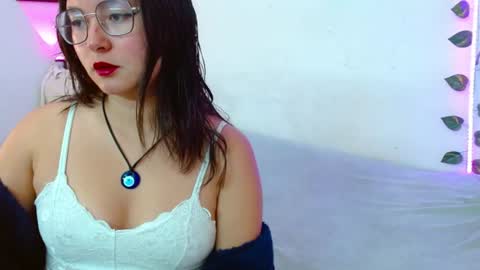 Snapshot of mily_baker chatting on 07.22.26 mily_baker online show from 07.22.26