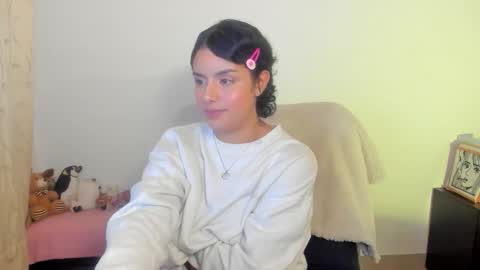 Snapshot of mimi_sa chatting on 05.18.26 Mimii online show from 05.18.26