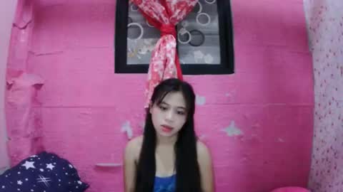 Snapshot of mimiyolove chatting on 09.18.25 mimiyolove online show from 09.18.25