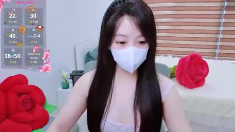 Snapshot of mina_686 chatting on 11.11.25 mina_686 online show from 11.11.25