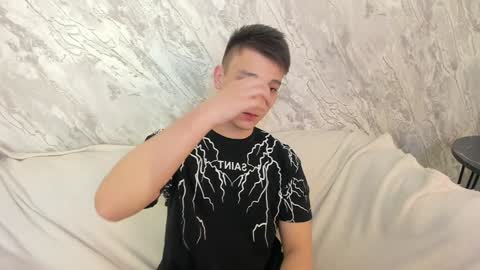 Snapshot of minato_kono chatting on 02.01.25 minato_kono online show from 02.01.25