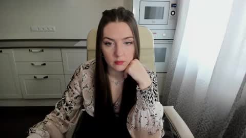 minchelskatrina online show from 07.06.26