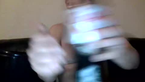 Snapshot of mindil chatting on 04.02.26 mindil online show from 04.02.26