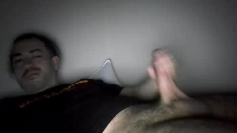 Snapshot of mindil chatting on 04.15.26 mindil online show from 04.15.26