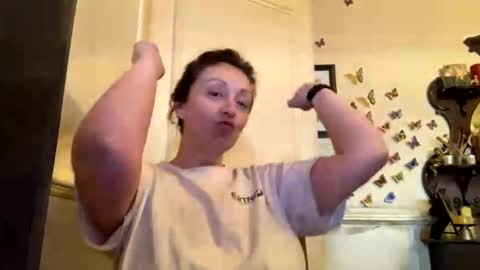 Snapshot of mindyourbusiness123 chatting on 03.31.26 please subscribe to my fansly please no video or photos must be recorded or re sold online show from 03.31.26