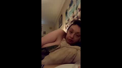 Snapshot of mindyourbusiness123 chatting on 04.01.26 please subscribe to my fansly please no video or photos must be recorded or re sold online show from 04.01.26