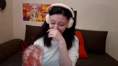 Snapshot of mindyrives chatting on 02.16.26 Mindy online show from 02.16.26