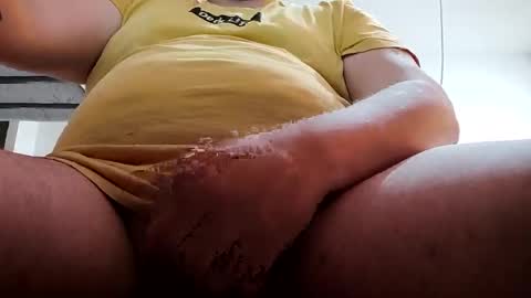 Snapshot of minecraftpickaxe chatting on 02.05.25 minecraftpickaxe online show from 02.05.25