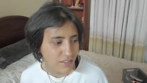 Snapshot of minefoxy2 chatting on 01.13.26 Amber online show from 01.13.26