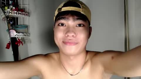 mingkla_man online show from 06.16.26