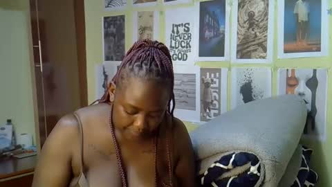 Snapshot of mini_karee chatting on 03.15.26 mini_karee online show from 03.15.26