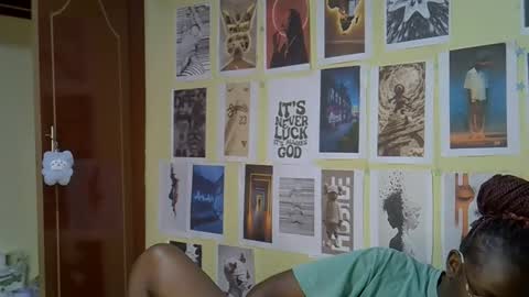 Snapshot of mini_karee chatting on 03.29.26 mini_karee online show from 03.29.26