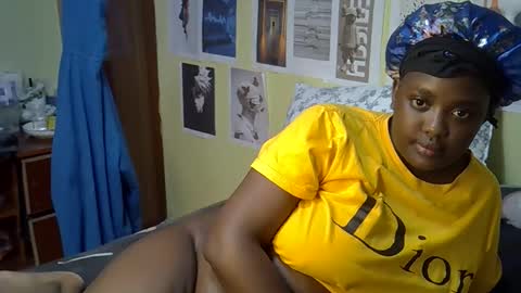 Snapshot of mini_karee chatting on 03.31.26 mini_karee online show from 03.31.26