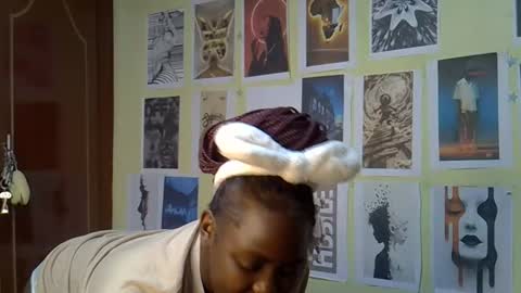 Snapshot of mini_karee chatting on 04.05.26 mini_karee online show from 04.05.26