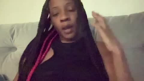 Snapshot of mini_luv chatting on 07.04.26 SLIPSLID online show from 07.04.26