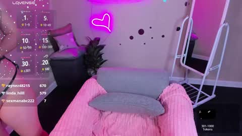 Snapshot of mini_onss chatting on 01.09.25 Ariana online show from 01.09.25