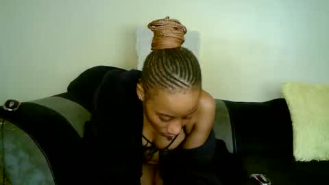 minieme001 online show from 03.14.26