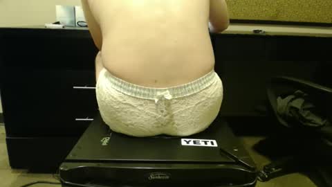 minime1920 online show from 10.21.25