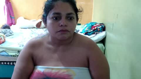 Snapshot of minnie_bbw69 chatting on 05.14.26 Andrea online show from 05.14.26