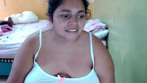 Snapshot of minnie_bbw69 chatting on 06.09.26 Andrea online show from 06.09.26