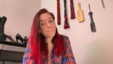 Minx online show from 02.10.25