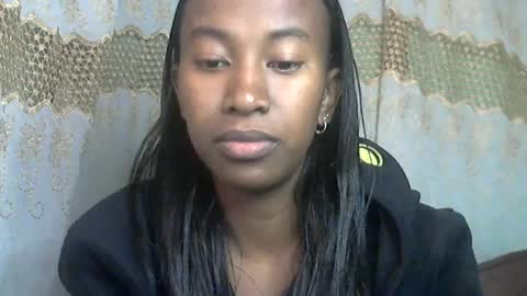 Snapshot of minouch211907 chatting on 06.12.26 minouch211907 online show from 06.12.26