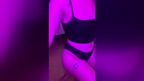 Snapshot of minxxxi chatting on 03.16.26 Minxxxi online show from 03.16.26