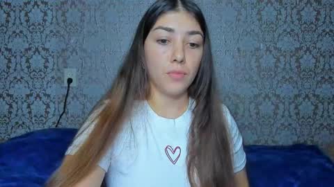 Snapshot of mira_bloempje chatting on 09.15.25 Mira online show from 09.15.25