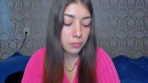 Snapshot of mira_bloempje chatting on 10.07.25 Mira online show from 10.07.25