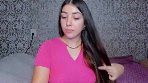 Snapshot of mira_bloempje chatting on 10.18.25 Mira online show from 10.18.25