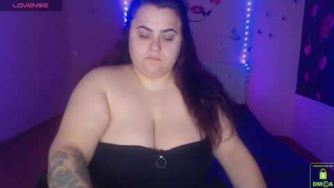 mira_cle_ online show from 03.25.26